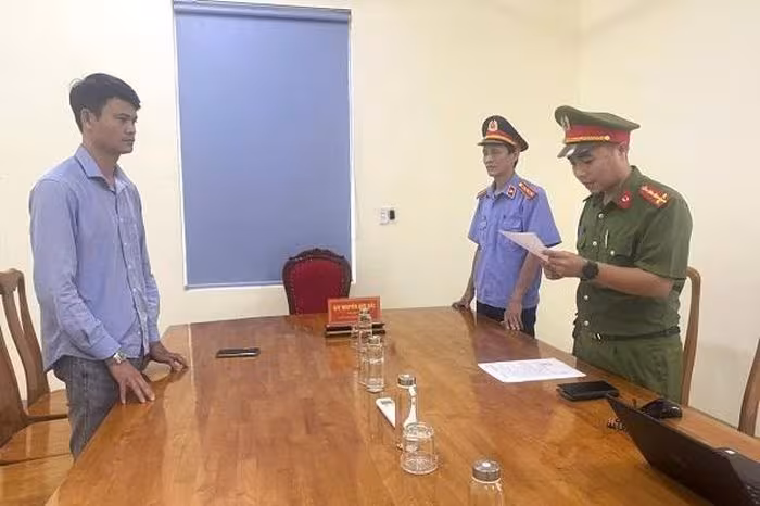 Khởi tố Giám đốc QUABICO sản xuất nước tăng lực giả cho học sinh