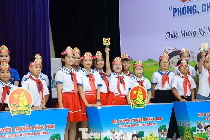 Sáng tạo cách dạy trẻ phòng chống đuối nước và xâm hại qua kịch nghệ