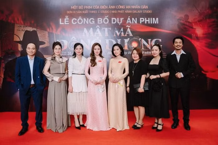 Các diễn viên chia sẻ về áp lực khi đóng vai điệp viên trong Mật mã Đông Dương