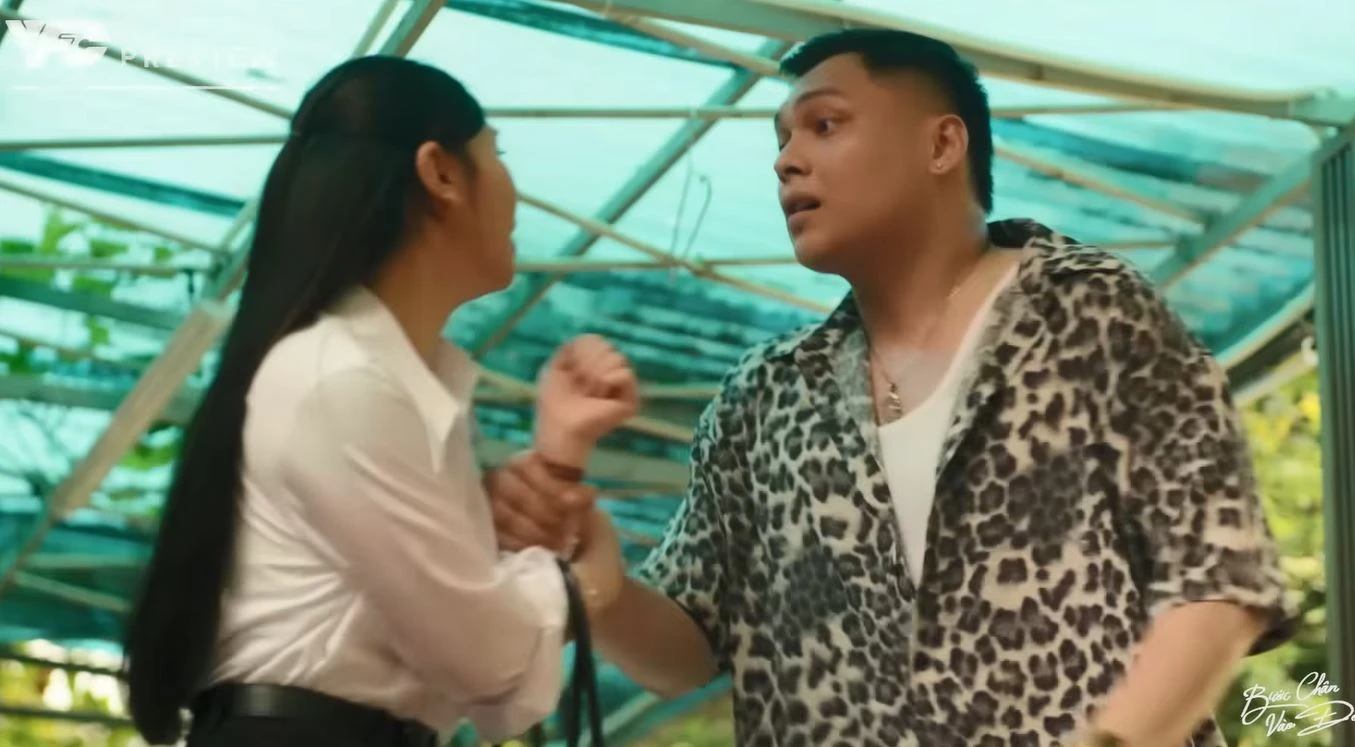 Thương đối mặt với áp lực từ chủ nợ